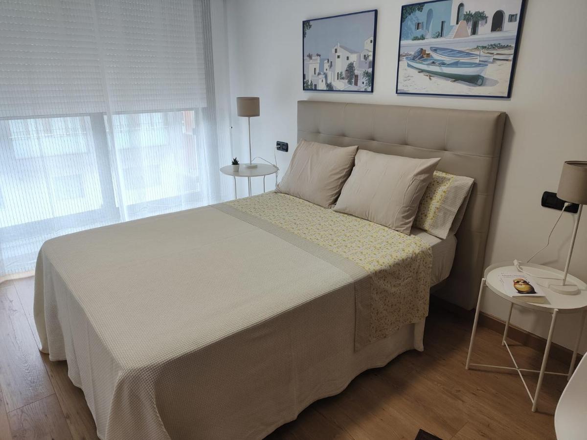 Apartamento En Ribeira A Pie De Playa Buitenkant foto